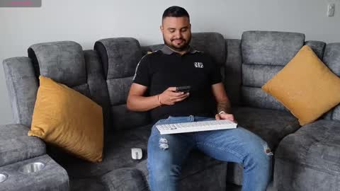 Snapshot of khalidferrer chatting on 6, 3, 2025 khalid ferrer online show from 6, 3, 2025