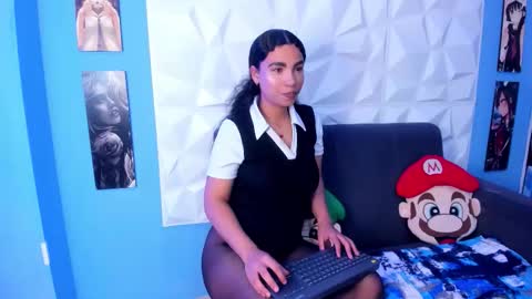 khateandersson online show from 20, 11, 2025