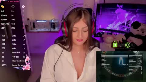 Snapshot of khionebesset chatting on 9, 1, 2025 Khi. online show from 9, 1, 2025