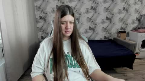 kianna_dior_ online show from 6, 2, 2026