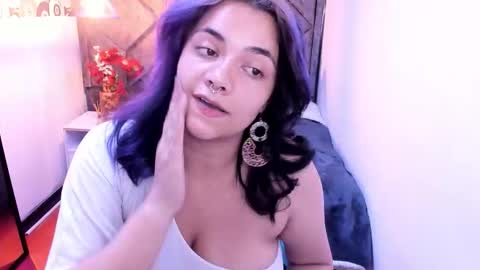 Snapshot of kiara_cruz__ chatting on 13, 12, 2025 kiara Cruz online show from 13, 12, 2025