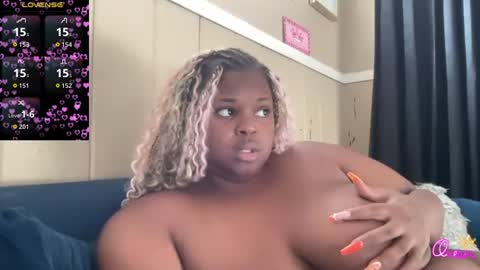 Snapshot of kiarasugars chatting on 16, 7, 2026 KiaraSugars online show from 16, 7, 2026