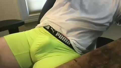 Snapshot of kickboxer04 chatting on 11, 10, 2025 kickboxer04 online show from 11, 10, 2025