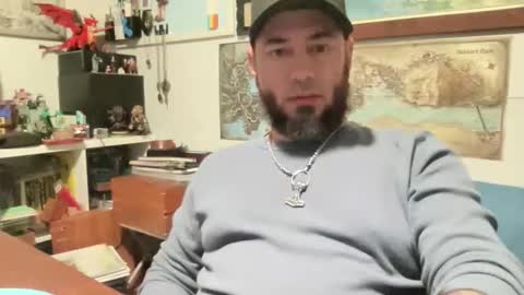 Snapshot of kicker_of_elves chatting on 7, 11, 2025 kicker_of_elves online show from 7, 11, 2025