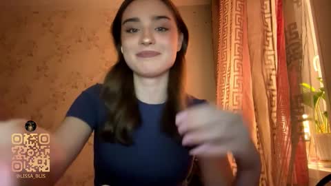 Ola my name is Lissa  Lets hit 10 Thumbs Up together   online show from 10, 2, 2026