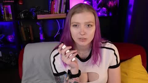 Kiki online show from 5, 2, 2026