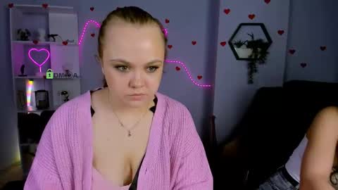 kiki_swan online show from 8, 6, 2026