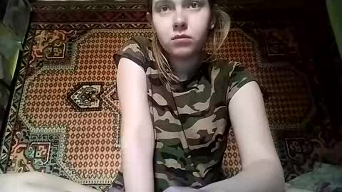 kikibang_ online show from 17, 10, 2025