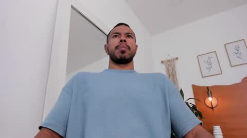 Kilua Muscle guy online show from 14, 5, 2026
