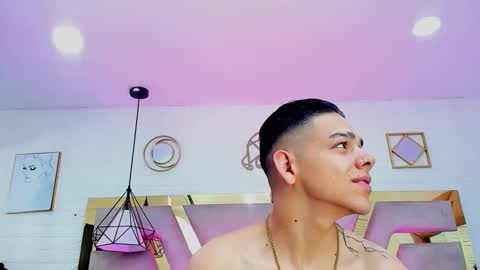 Snapshot of kim69_and_noah chatting on 25, 2, 2026 cherry online show from 25, 2, 2026