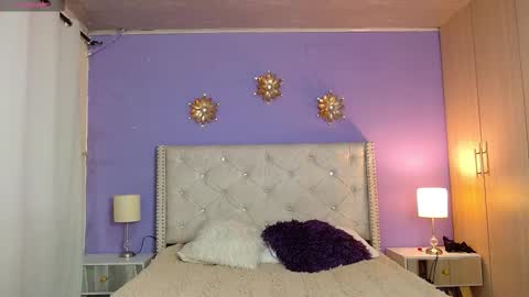 Mia  Kim online show from 27, 9, 2025