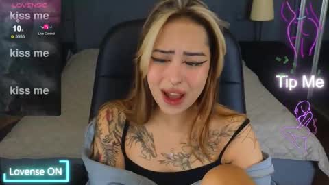 Kim online show from 15, 10, 2025