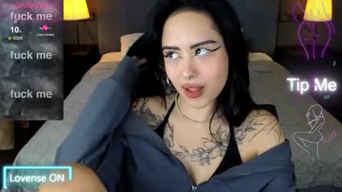 Kim online show from 5, 12, 2025