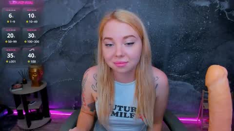 Snapshot of kim_girl_next_door chatting on 25, 2, 2025 KIM online show from 25, 2, 2025