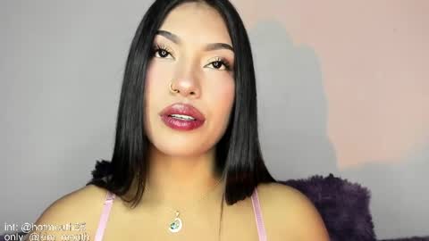 kim_mouth17 online show from 12, 4, 2026