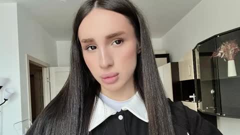 Kim Oberlin online show from 27, 3, 2026