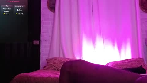 Kim  Yuk online show from 15, 12, 2025