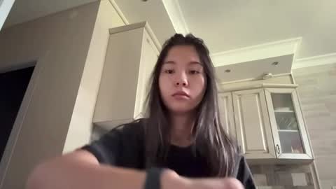 Polly online show from 31, 5, 2026