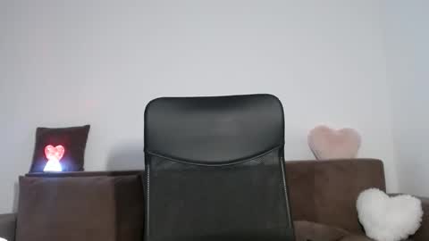 Kim online show from 11, 3, 2026