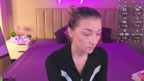 kimberlly_smith online show from 26, 4, 2026