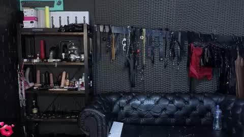  KIMBERLY SWAN  online show from 14, 11, 2025