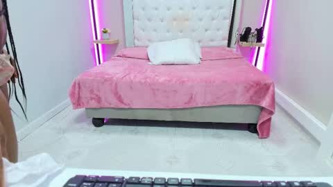 Kim online show from 28, 10, 2025