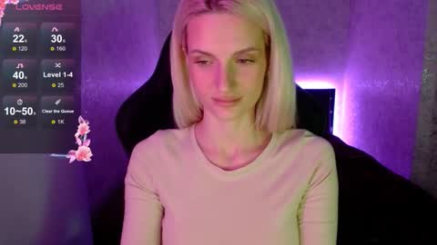 KimmySnow online show from 17, 10, 2025
