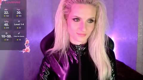 KimmySnow online show from 18, 10, 2025