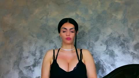 Kim Wilmes online show from 9, 4, 2026