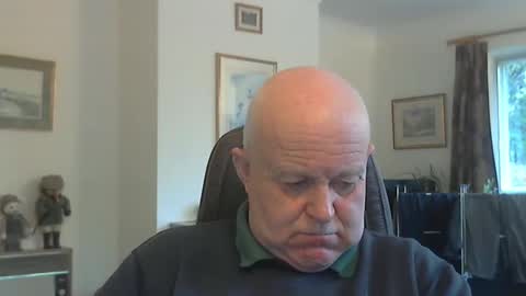 Snapshot of kindahairy4u chatting on 3, 11, 2025 kindahairy4u online show from 3, 11, 2025