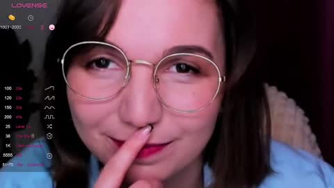 Hazel online show from 28, 2, 2025