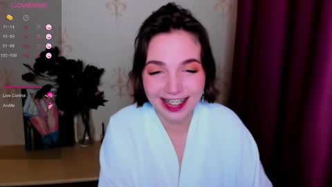 Hazel online show from 27, 9, 2025