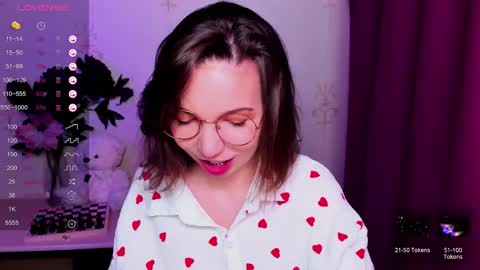 Hazel online show from 18, 3, 2026