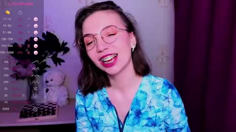 Hazel online show from 22, 3, 2026