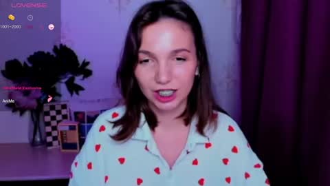 Snapshot of kindhazelhere_ chatting on 11, 7, 2026 Hazel online show from 11, 7, 2026