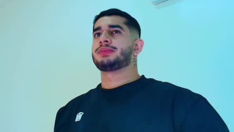 Angel Falconer online show from 5, 2, 2026