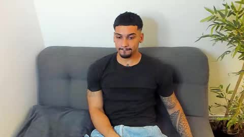 Snapshot of king_of_kings__ chatting on 20, 9, 2025 king_of_kings__ online show from 20, 9, 2025