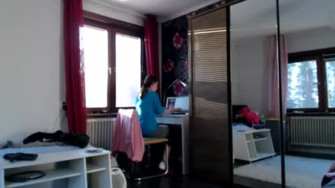 sexysexyhotwetpinkredpussy online show from 29, 7, 2026