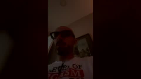 Snapshot of kingdaddysayless chatting on 3, 7, 2026 kingdaddysayless online show from 3, 7, 2026