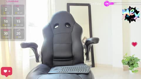 Snapshot of kinglatinlover chatting on 28, 1, 2025 George Santos online show from 28, 1, 2025