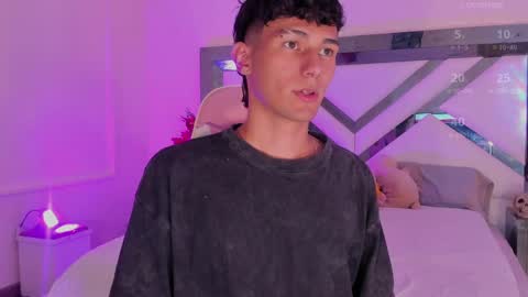  A L E X  online show from 10, 1, 2025