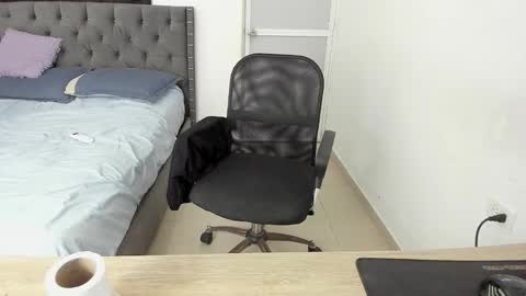 DOMINANT ALPHA KINGS online show from 7, 1, 2026