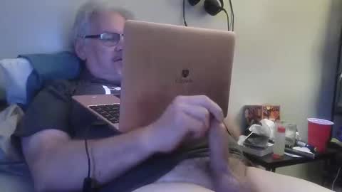 kingtongue10 online show from 25, 4, 2026