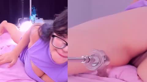 Snapshot of kinky_cloe chatting on 8, 2, 2025 Kinky online show from 8, 2, 2025