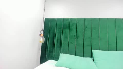 Snapshot of kinky_dakota chatting on 19, 12, 2025 dakota online show from 19, 12, 2025