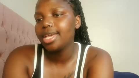 Snapshot of kinky_lola1 chatting on 15, 2, 2026 Lola online show from 15, 2, 2026