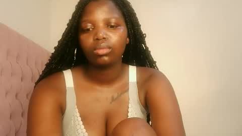 Lola online show from 3, 3, 2026