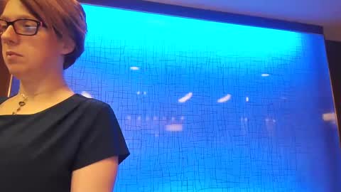 Ashley online show from 10, 9, 2025