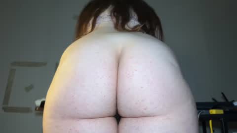Snapshot of kinky_malina chatting on 17, 6, 2026 Heeey My name - Rose. Chat w me here or - online show from 17, 6, 2026