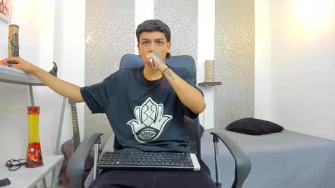   online show from 11, 10, 2025
